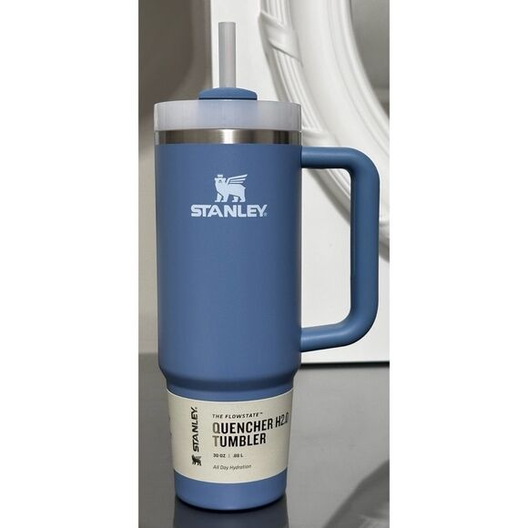 Stanley Quencher H2.0 FlowState 30oz Tumbler, “INDIGO” - Picture 1 of 4
